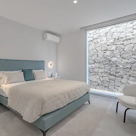 Estandar 4 - Casangular By Upper Vila *