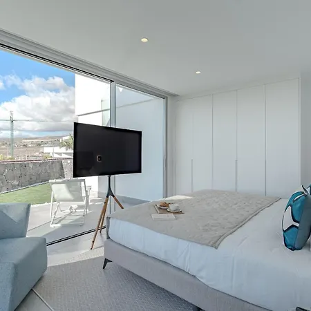 Estandar 4 - Casangular By Upper Vila