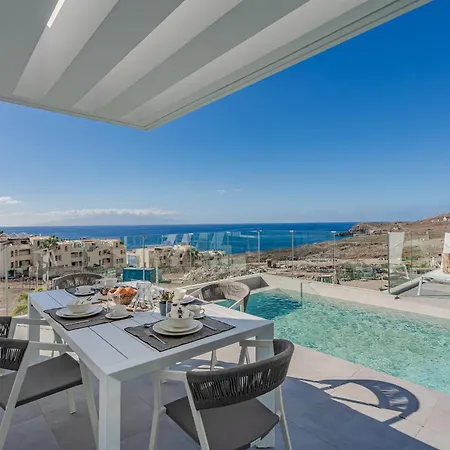 Estandar 4 - Casangular By Upper فيلة