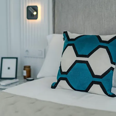 فيلة Estandar 4 - Casangular By Upper أذيخي