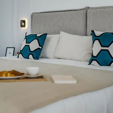 Estandar 4 - Casangular By Upper * أذيخي