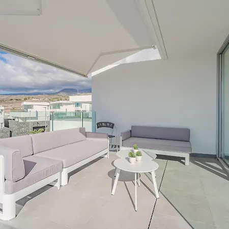 Estandar 4 - Casangular By Upper