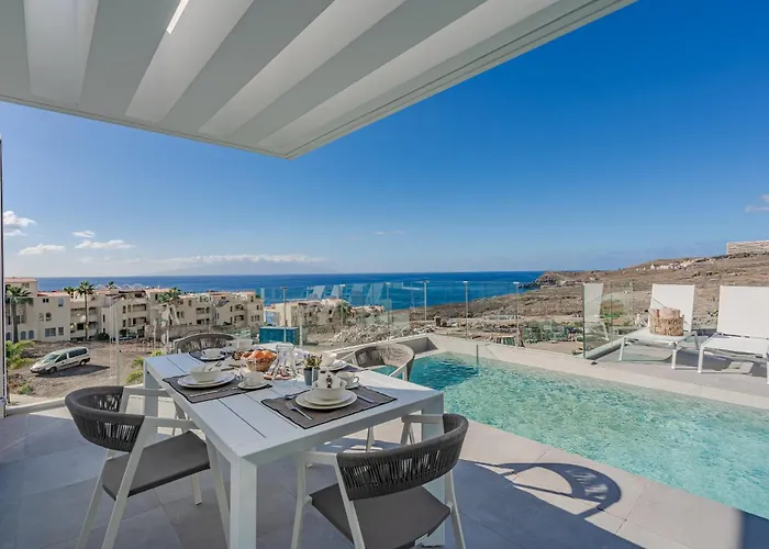 Estandar 4 - Casangular By Upper 别墅