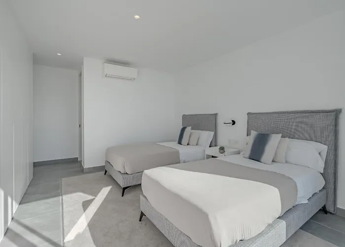 فيلة Estandar 4 - Casangular By Upper أذيخي