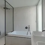 Estandar 4 - Casangular By Upper Адехе