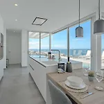 Estandar 4 - Casangular By Upper *